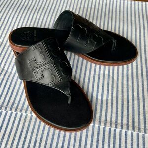 Tory Burch Black “Jamie” Logo Thong Sandals Women’s Size 8